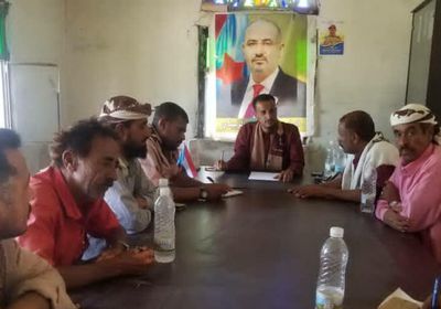 "انتقالي المسيمير" يتهم السلطة الإخوانية بإهدار الإيرادات