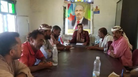 "انتقالي المسيمير" يتهم السلطة الإخوانية بإهدار الإيرادات