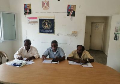 "انتقالي دار سعد" يتلقى تقريرًا بالأنشطة الميدانية لإداراته