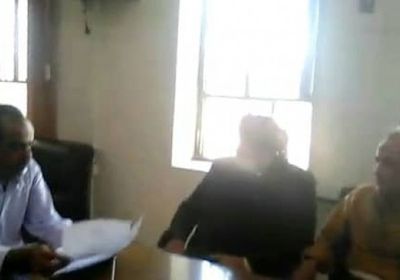 أمعبد والزهري يناقشان التعاون لتطوير الخدمات بخورمكسر