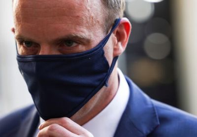 وزير الخارجية البريطاني لنظيره الإسرائيلي: ملتزمون بحل الدولتين