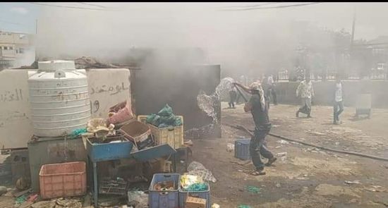 اندلاع حريق هائل في محل تجاري بالحبيلين