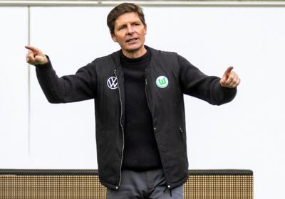 جلاسنر يرحل عن فولفسبورج رسميا وينتقل لقيادة فرانكفورت