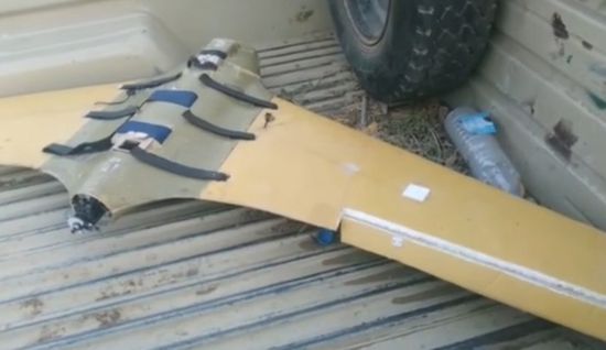 بالفيديو.. إسقاط مسيرة حوثية في سماء الدريهمي