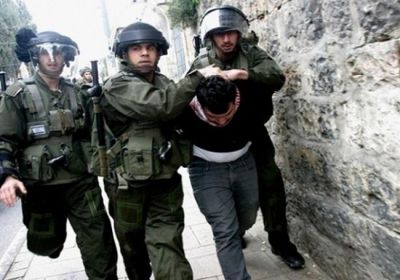  إسرائيل تعتقل 4 فلسطينيين من رام الله والبيرة