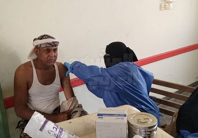 7 مواقع تواصل توزيع لقاح كورونا في خنفر