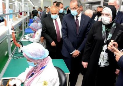 مصر تدشن أول خط لتصنيع أجهزة التابليت واللاب توب (صور)