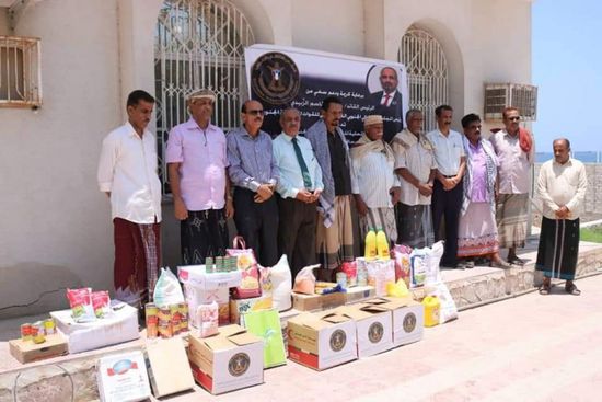 انطلاق مبادرة الزُبيدي لتوزيع 600 سلة غذائية بحضرموت
