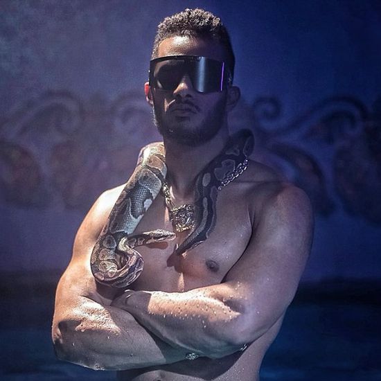 محمد رمضان يطرح "المكسب بتاعنا" عبر يوتيوب