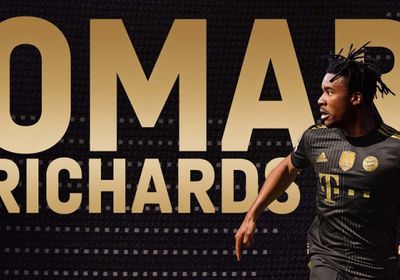 بايرن ميونخ يتعاقد مع عمر ريتشاردز مدافع ريدينج