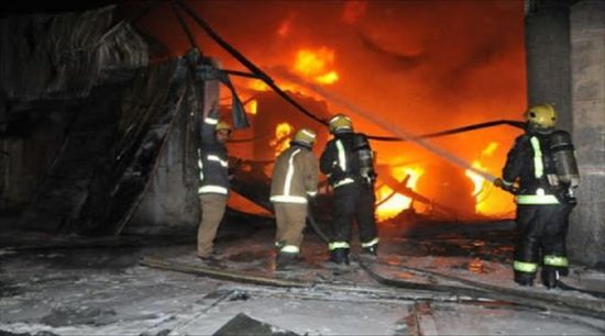  إصابة 12 شخصًا من رجال الإطفاء في حريق بإيران