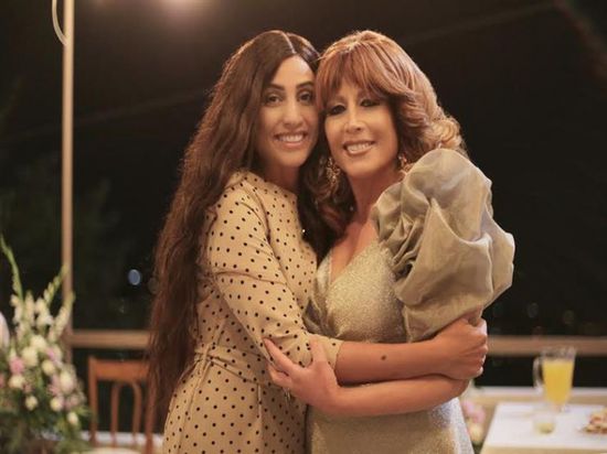 دينا الشربيني تصل لبنان لتصوير مسلسل "الزيارة"