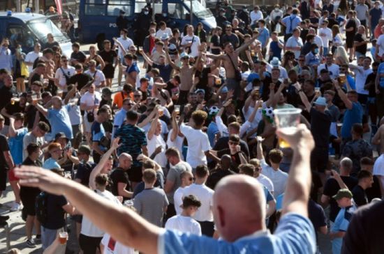 الجماهير تواصل التوافد على البرتغال لحضور نهائي دوري الأبطال