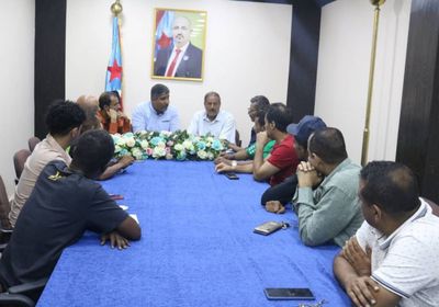 هيثم يطلع على أنشطة "شبابية انتقالي عدن"