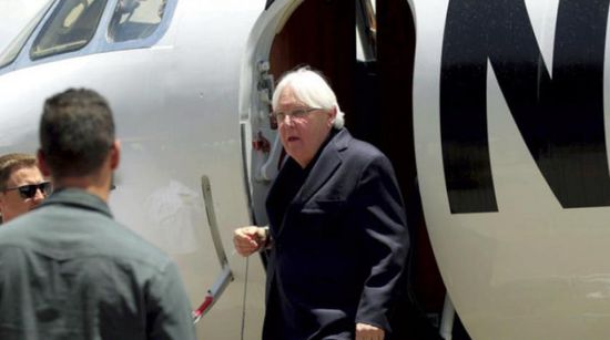 بمطالب جديدة.. زعيم الحوثيين يُعرقل آخر محاولات غريفيث