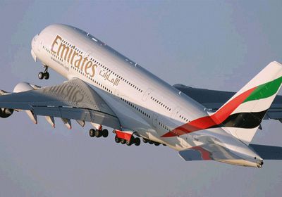 طيران الإمارات تمدد تعليق استقبال رحلات القادمين من الهند لشهر