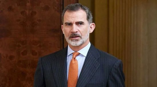  ملك إسبانيا يتلقى لقاح كورونا