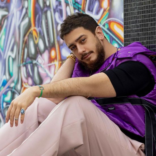 سعد لمجرد يحتفل بعيد ميلاد والدته