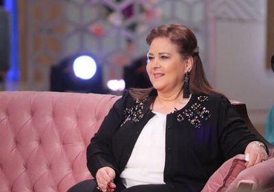 مازالت بالمستشفى.. آخر تطورات الحالة الصحية لدلال عبد العزيز