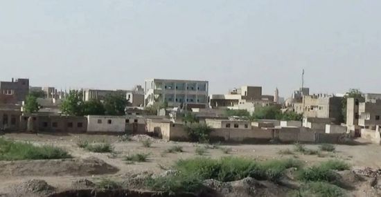 الحوثيون يطلقون رشقات نارية على حيس