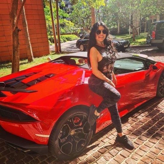 شاهد أحدث ظهور لهيفاء وهبي (صور)