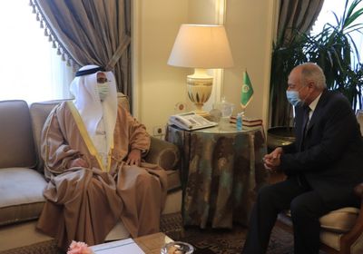 تفاصيل لقاء أمين عام الجامعة العربية برئيس البرلمان العربي