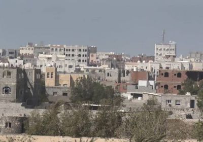 "المشتركة" تلاحق نيرانا حوثية بضربات شرق الحديدة