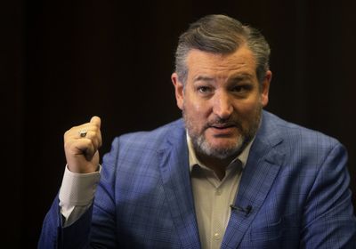 كروز: بايدن أظهر ضعفًا تجاه حماس