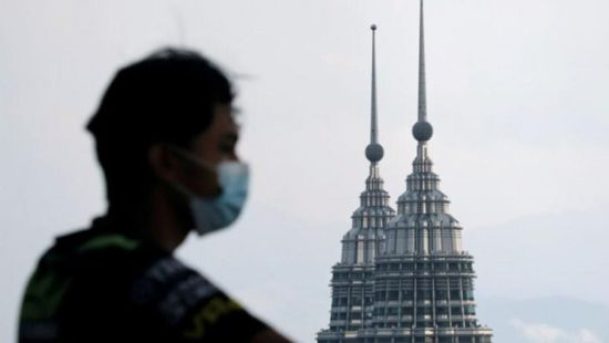  ماليزيا تسجل 7105 إصابات جديدة بكورونا