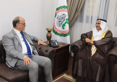 رئيس البرلمان العربي يشيد بجهود الرئيس التونسي بدعم وتعزيز العمل العربي المشترك