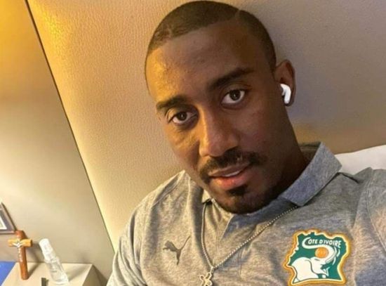 أكا ينضم لمعسكر الأفيال وسط اهتمام إعلامي في كوت ديفوار