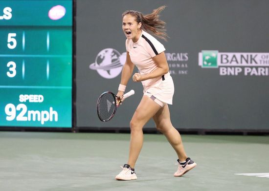 كاساتكينا تنهي مسيرة بينشيتش في بطولة فرنسا المفتوحة