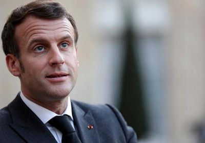 ماكرون يجري جولات انتخابية داخل فرنسا