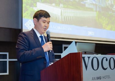 كازاخستان تشيد بدور الإمارات الداعم والمحفز لاقتصادها