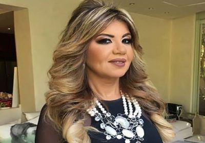 في يوم ميلاده.. بوسي شلبي تزور قبر الفنان الراحل محمود عبد العزيز