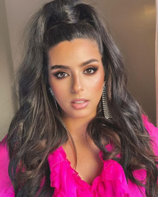 سارة عبد الرحمن تخطف الأنظار بجلسة تصوير جديدة