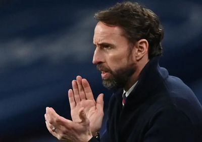 ساوثجيت لن يتعجل ضم بديل أرنولد