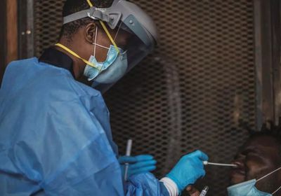  أفريقيا تسجل 4 ملايين و913 ألفا و645 إصابة بكورونا حتى الآن 