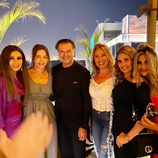 مع نجمات الفن.. راغب علامة يحتفل بعيد ميلاده