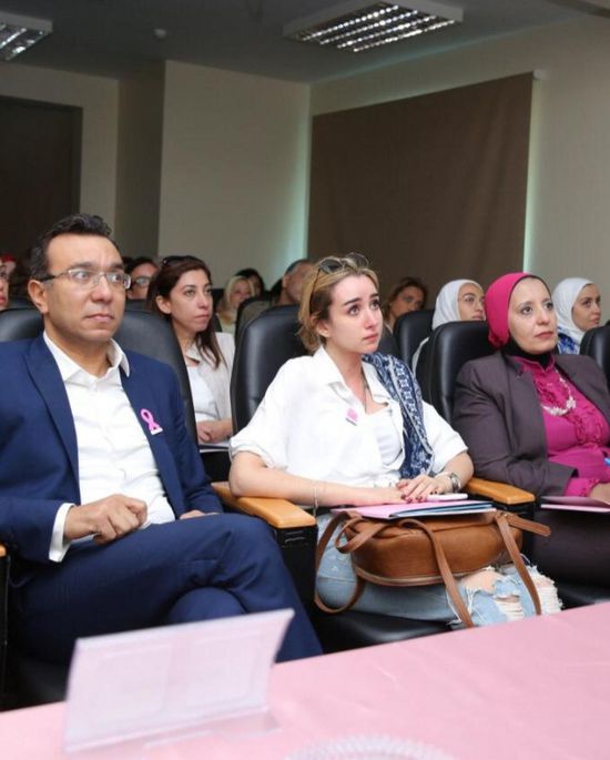 بالصور.. هنا الزاهد تدعم محاربات السرطان