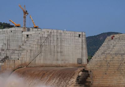 مسؤول مصري يوضح خطورة غلق بوابات سد النهضة