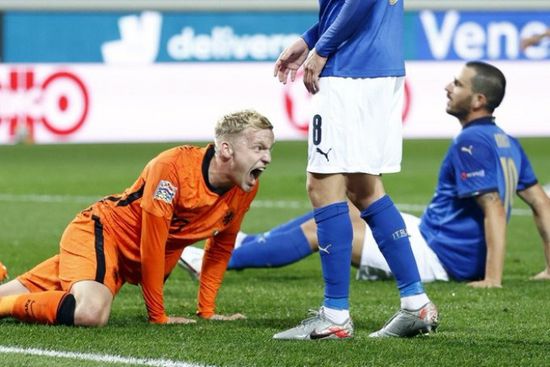 رسميا.. استبعاد فان دي بيك من قائمة هولندا لليورو بسبب الإصابة