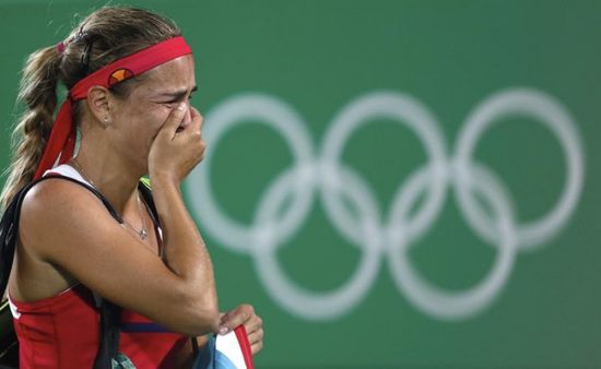 الإصابة تبعد لاعبة التنس مونيكا بويج عن أولمبياد طوكيو