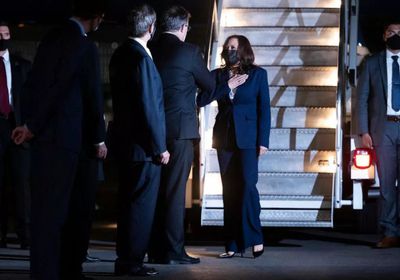  المكسيك وأمريكا توقعان مذكرة تفاهم لتقليل عدد المهاجرين