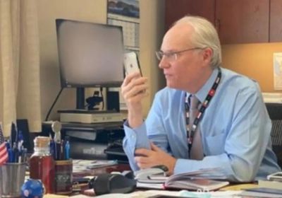 العرب: ليندركينغ يبحث عن وقف النار باليمن