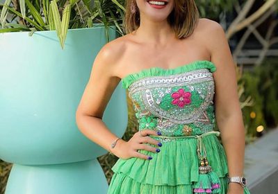 هيدي كرم تخطف الأنظار بجلسة تصوير جديدة