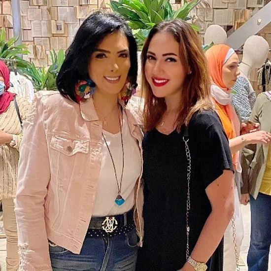 بعد لقاء جمعهما.. إيمي طلعت زكريا توجه رسالة حب لحورية فرغلي