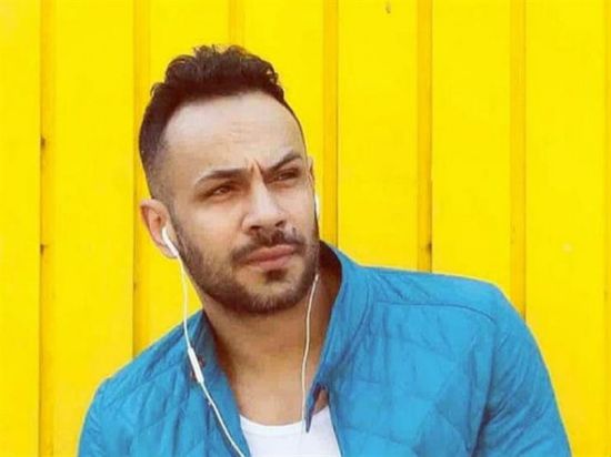 بعد سوسن بدر.. محمد عطية يحذر من رقم ينتحل شخصيته