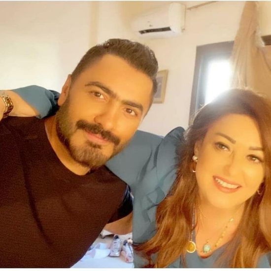 نهال عنبر تهنئ تامر حسني على فيلم "مش أنا".. والأخير يرد