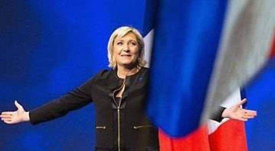 تكريم ماشا مريل بمهرجان أسوان لأفلام المرأة